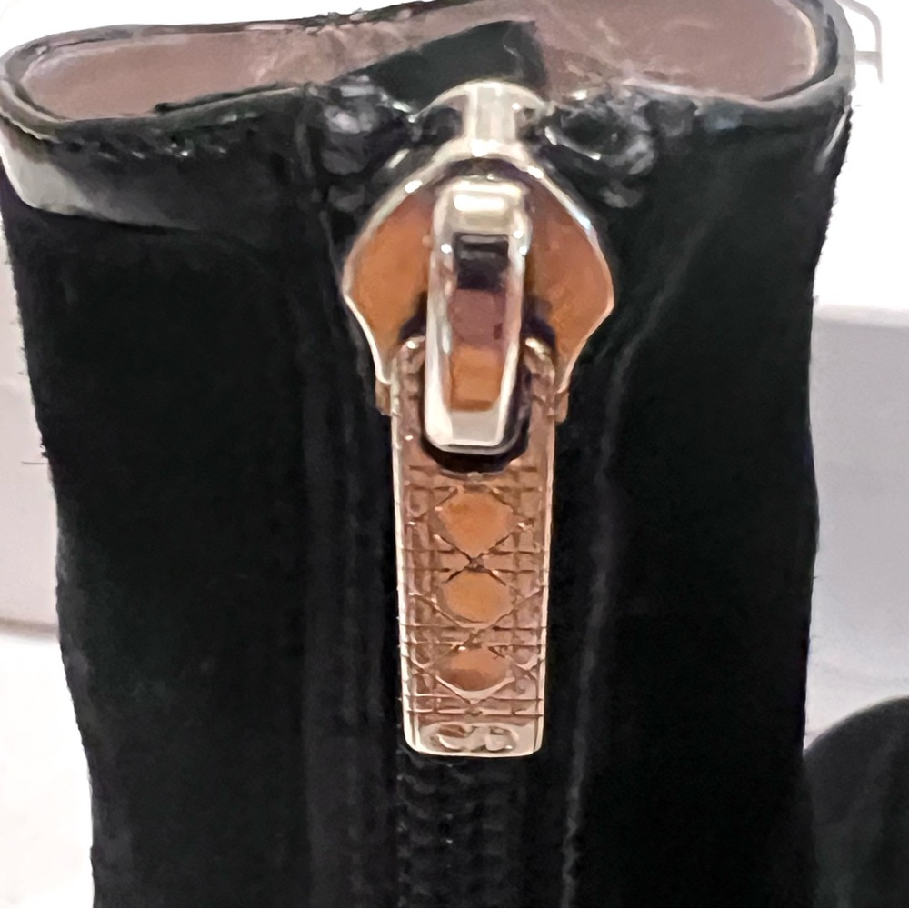 Dior Graphic Suede/Patent Leather Black Ankle Boots Size 40 - Picture 15 of 17